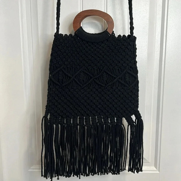 Danielle Nicole Black Macramé Boho Crossbody/Handbag with Fringe. - Picture 2 of 16